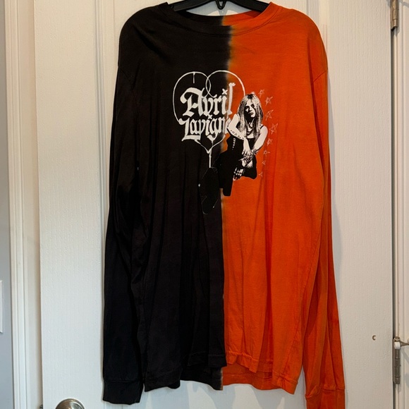 XL AVRIL LAVIGNE BLACK AND ORANGE LONG SLEEVE T-SHIRT - Picture 2 of 5
